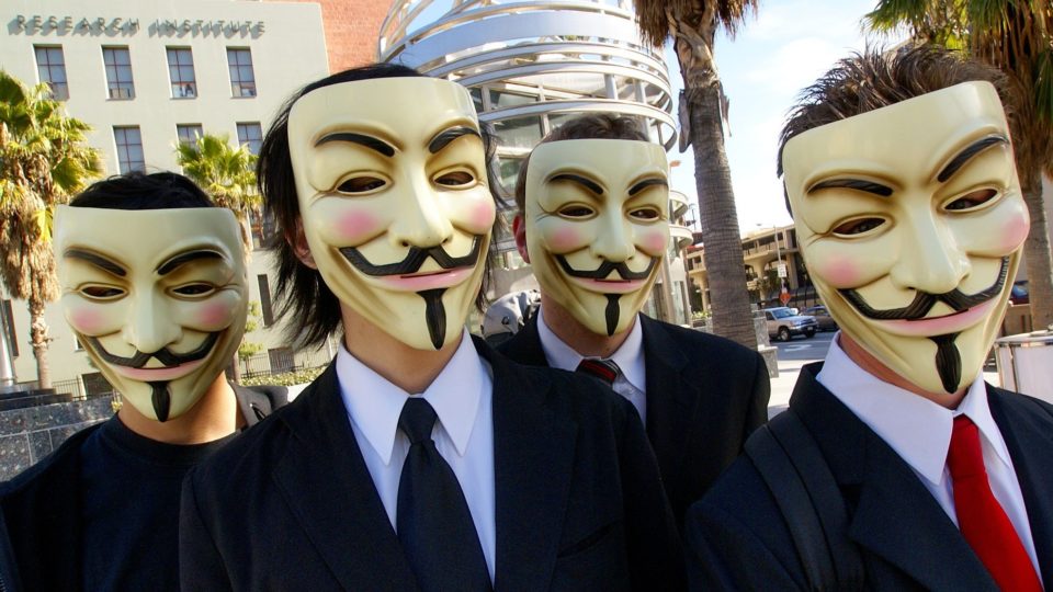 Anonymous VS i reclutatori dell’Isis