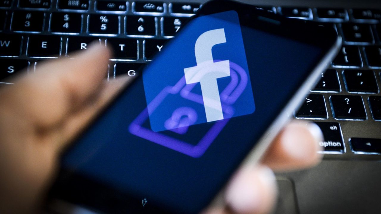 Facebook vuole acquistare una società di sicurezza informatica