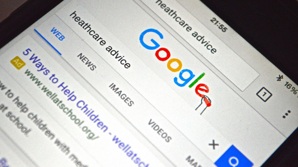 Google dividerà le ricerche da mobile e da desktop