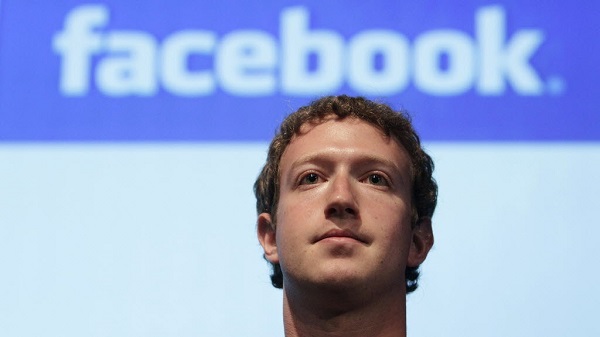 Calo nell’uso di Facebook. Prima crisi per il social network?